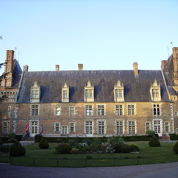 Photo de Château de Saint-Amand-en-Puisaye