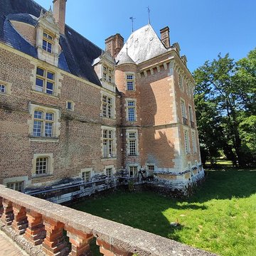 Château de Saint-Amand-en-Puisaye