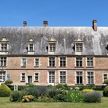 Château de Saint-Amand-en-Puisaye