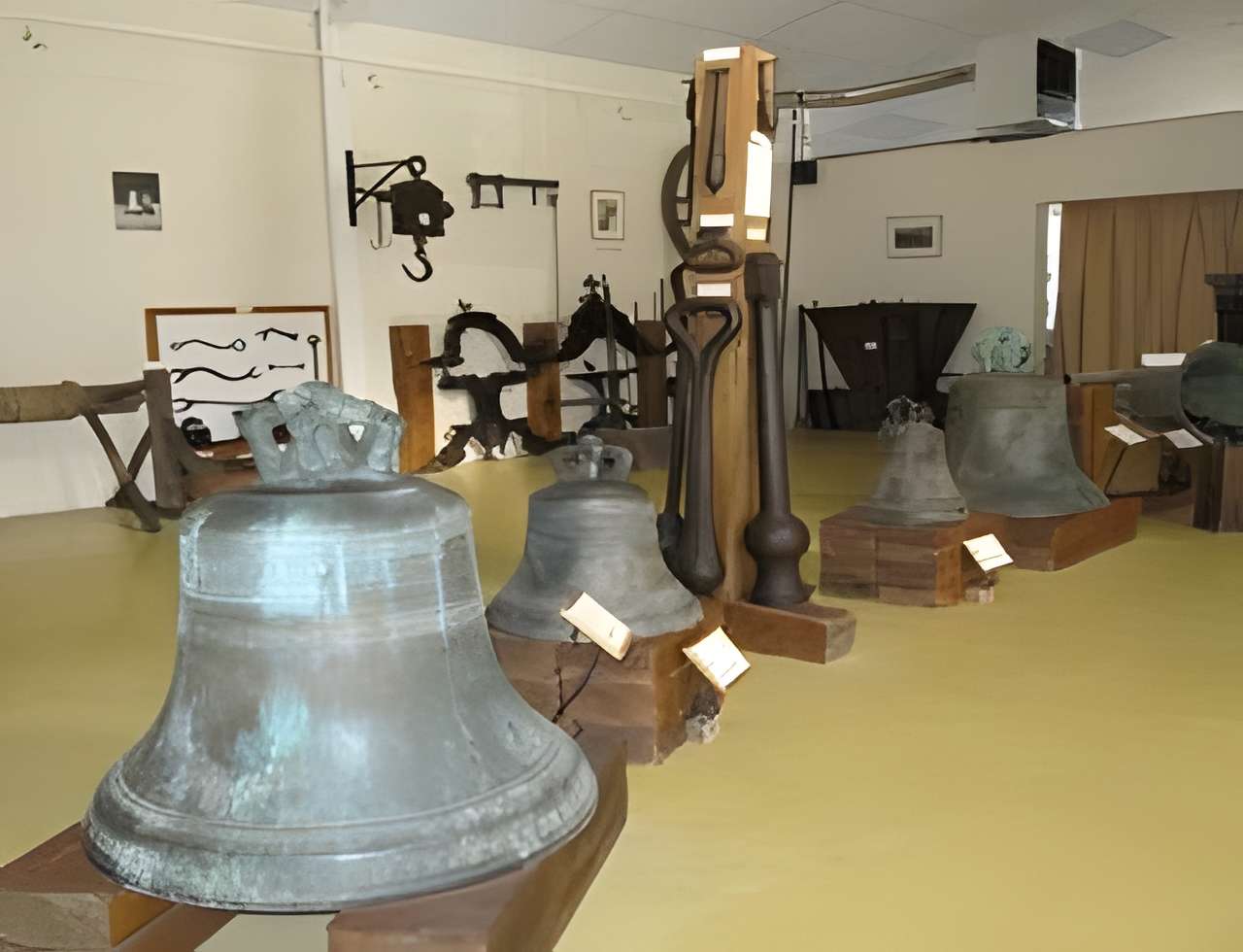 Espace Vins et Campanes à Magalas 