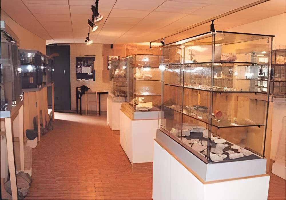 Musée Archéologique de Quarante 