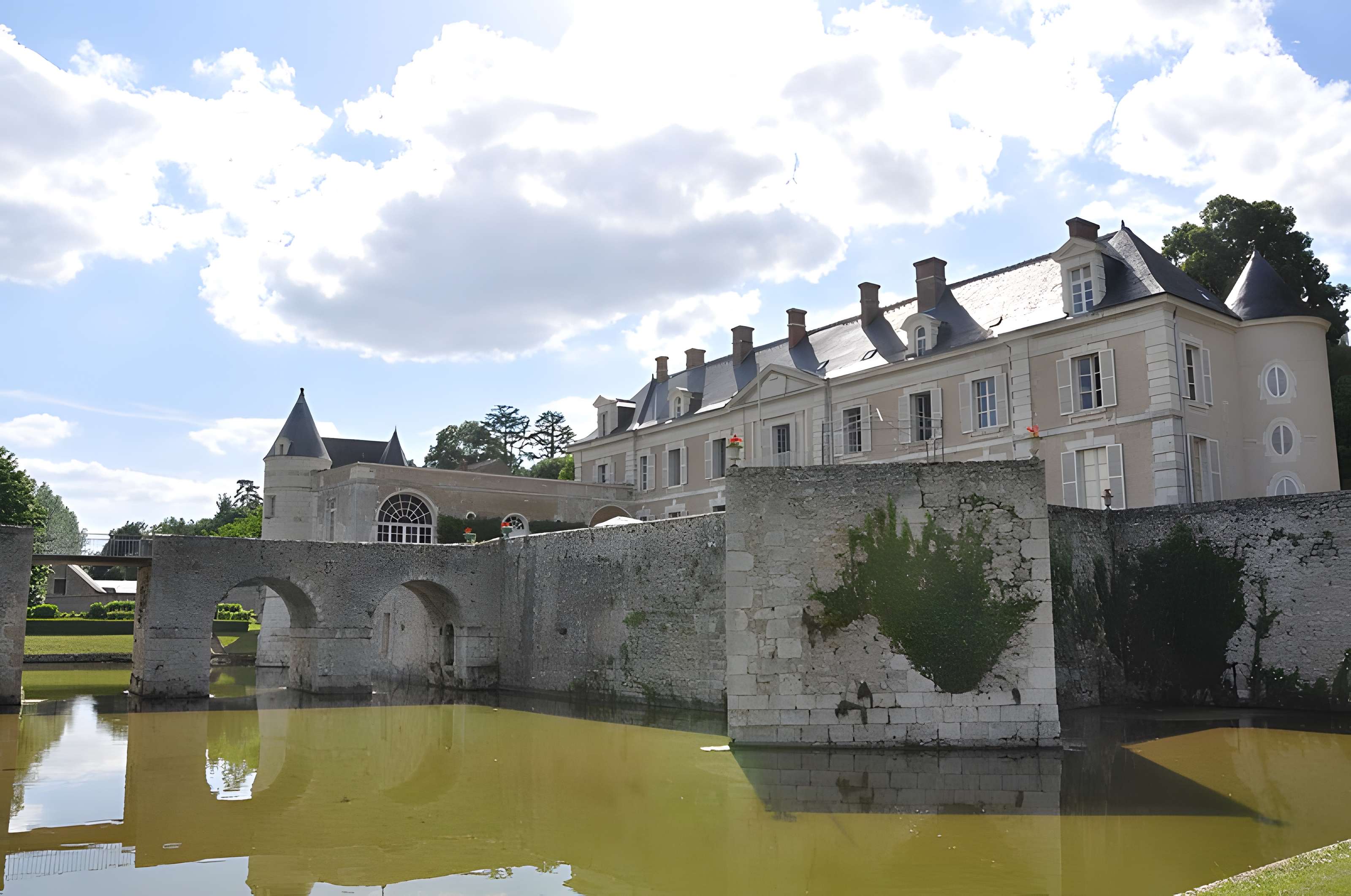 Château de Saint-Denis-sur-Loire