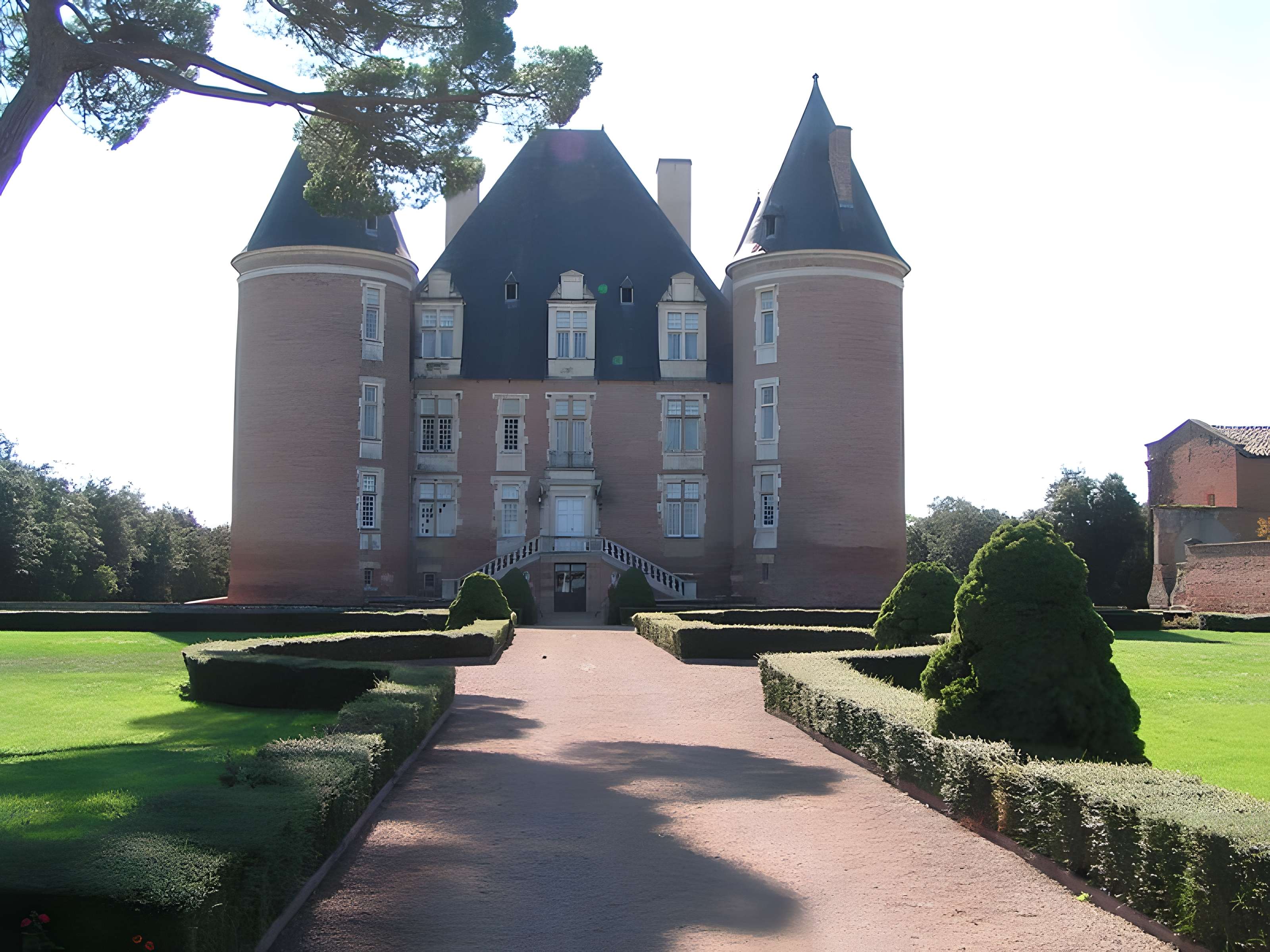 Château de Saint-Élix-le-Château 