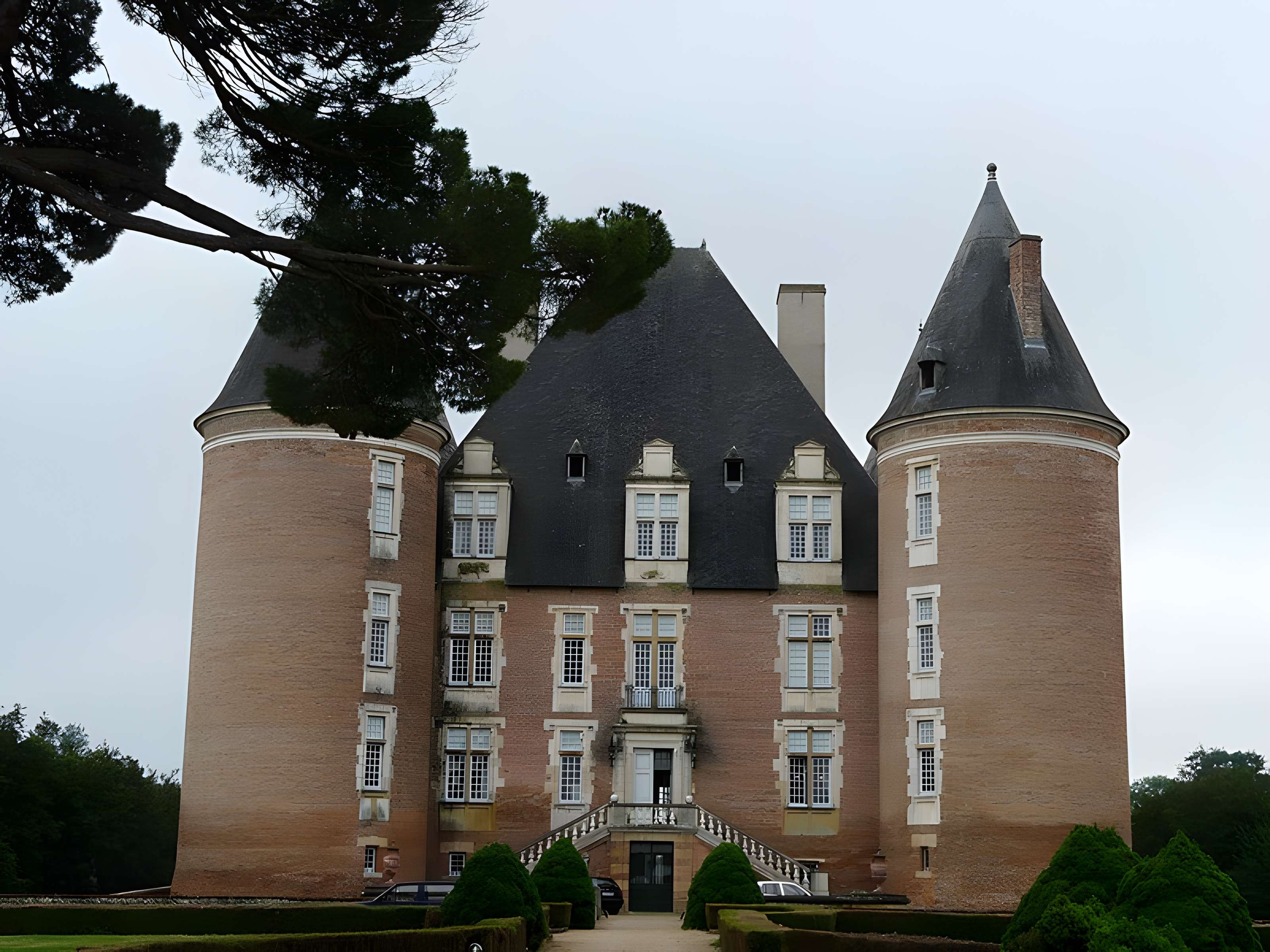 Château de Saint-Élix-le-Château