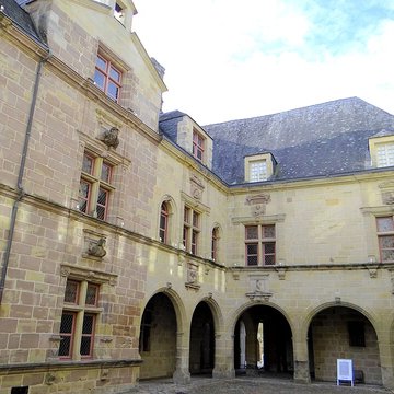 Musée Labenche dart et dhistoire de Brive-la-Gaillarde