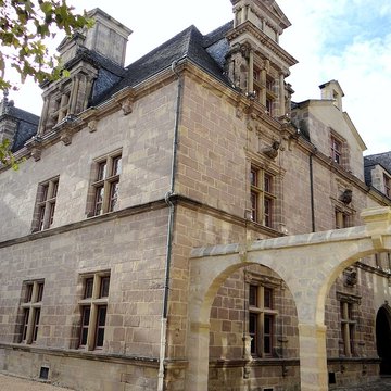 Musée Labenche dart et dhistoire de Brive-la-Gaillarde
