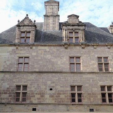 Musée Labenche dart et dhistoire de Brive-la-Gaillarde