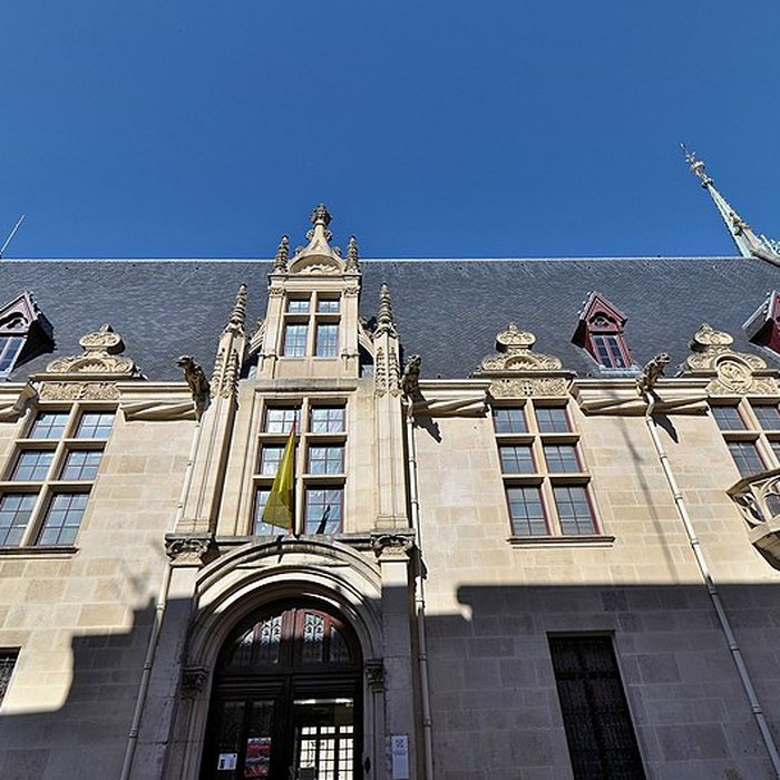 Photo de Ancien palais ducal, actuellement musée lorrain