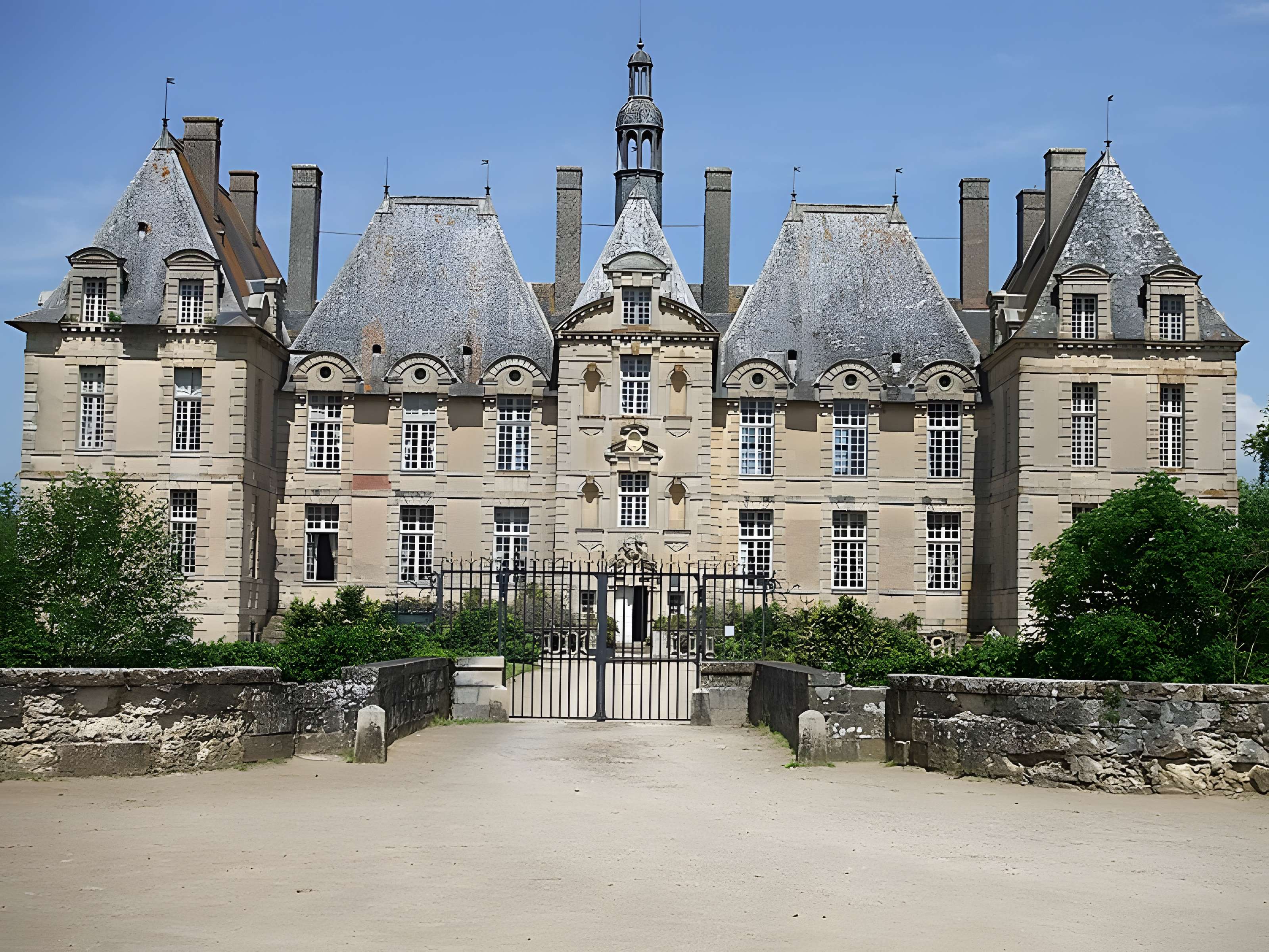 Château de Saint-Loup-sur-Thouet