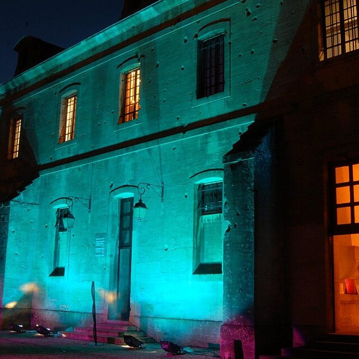 Photo de Musée municipal des émaux et faïences