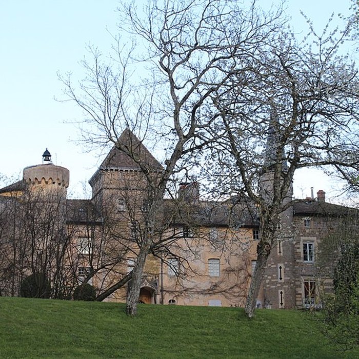 Photo de Château de Saint-Point