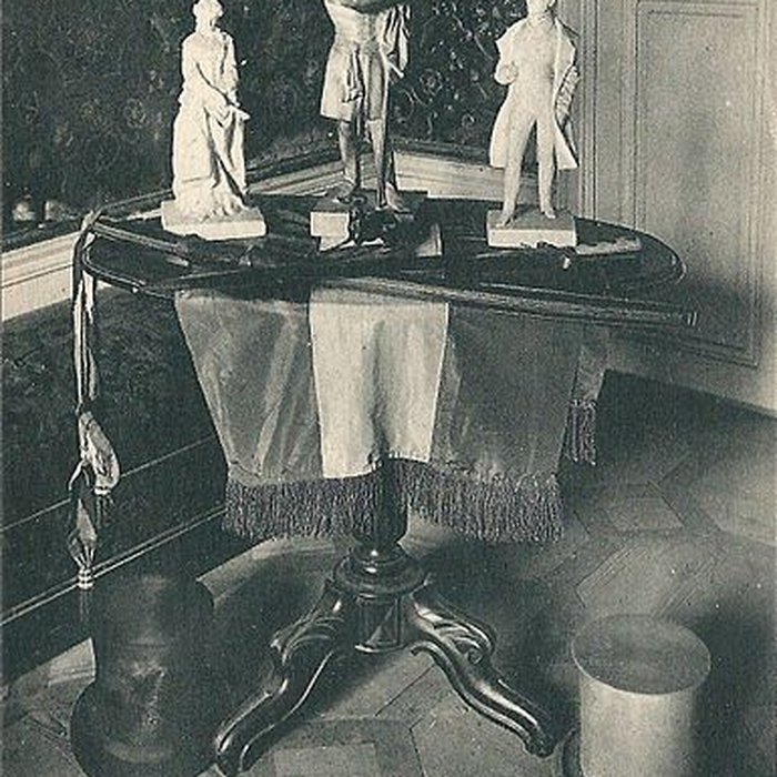 Photo de Château de Saint-Point