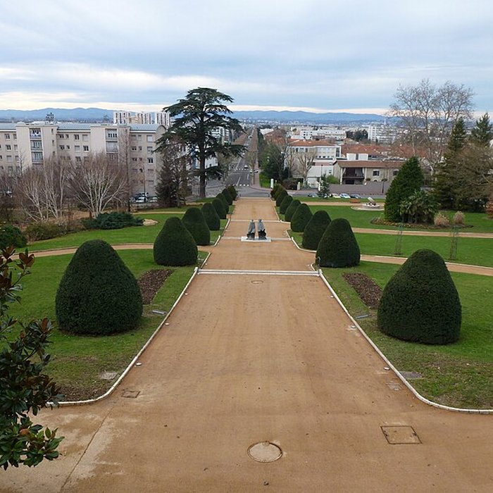 Photo de Château de Saint-Priest