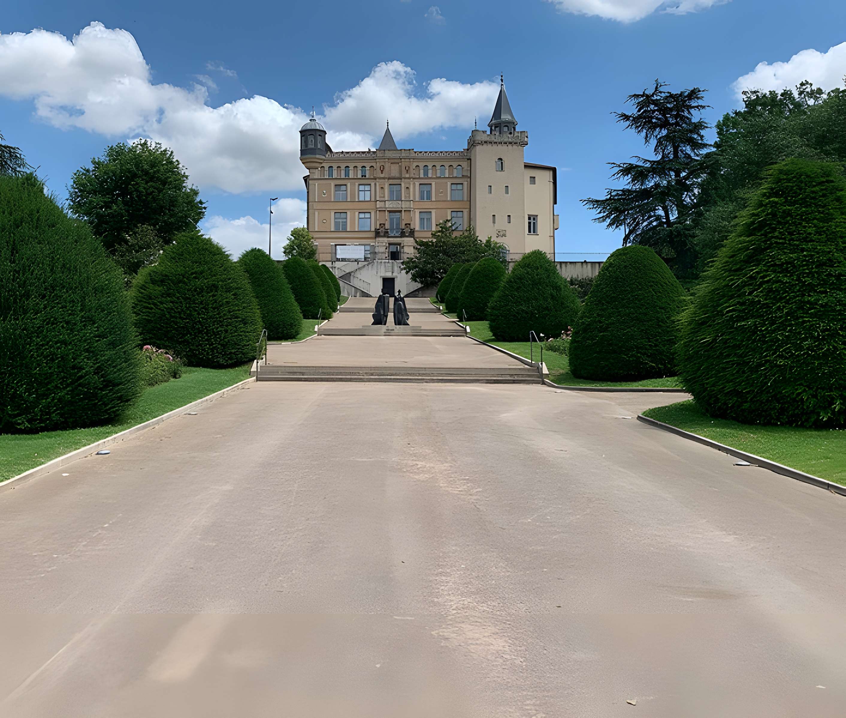 Château de Saint-Priest 