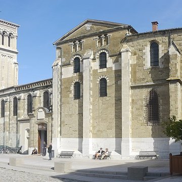 Cathédrale Saint-Apollinaire de Valence