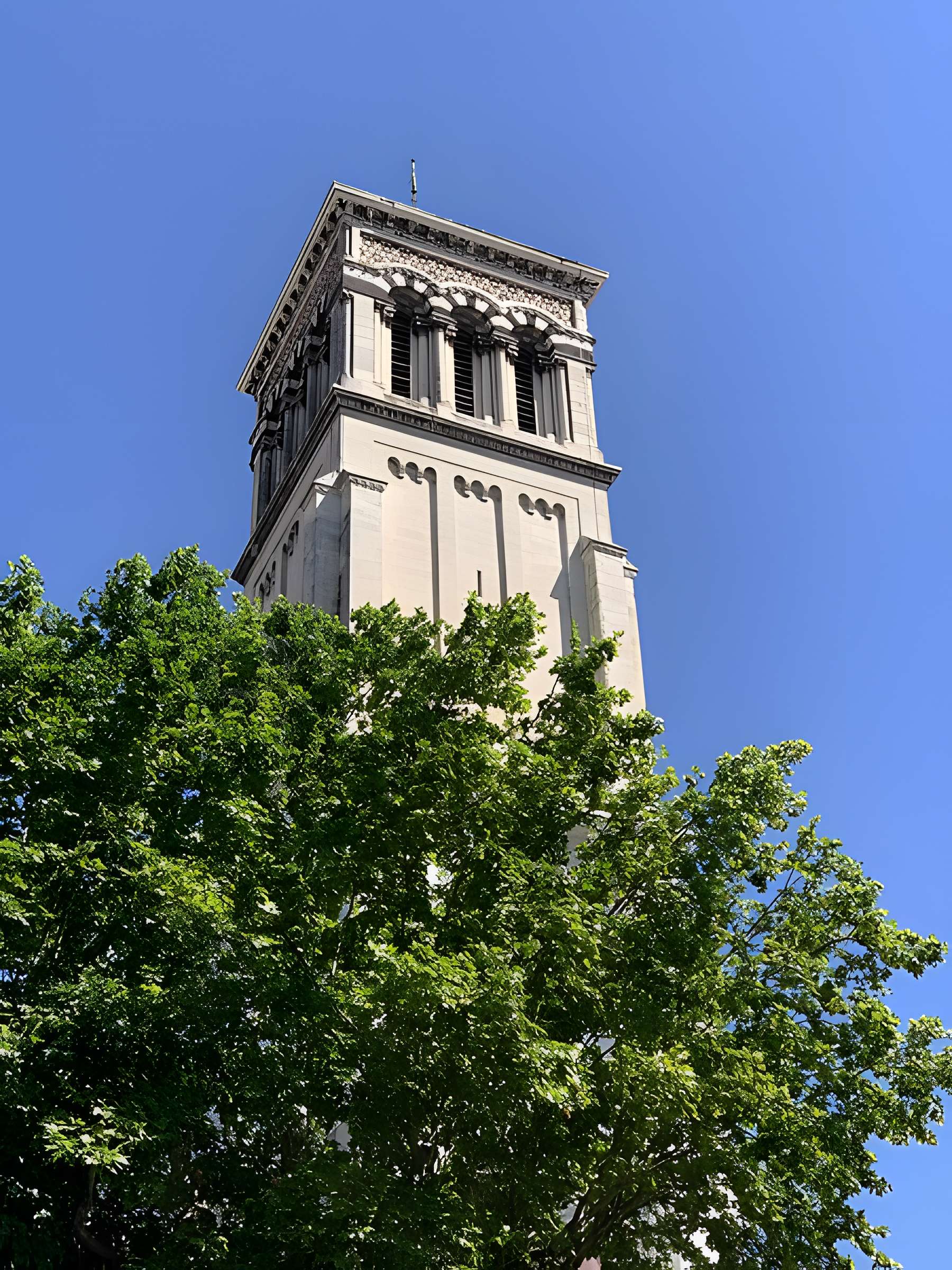 Cathédrale Saint-Apollinaire de Valence