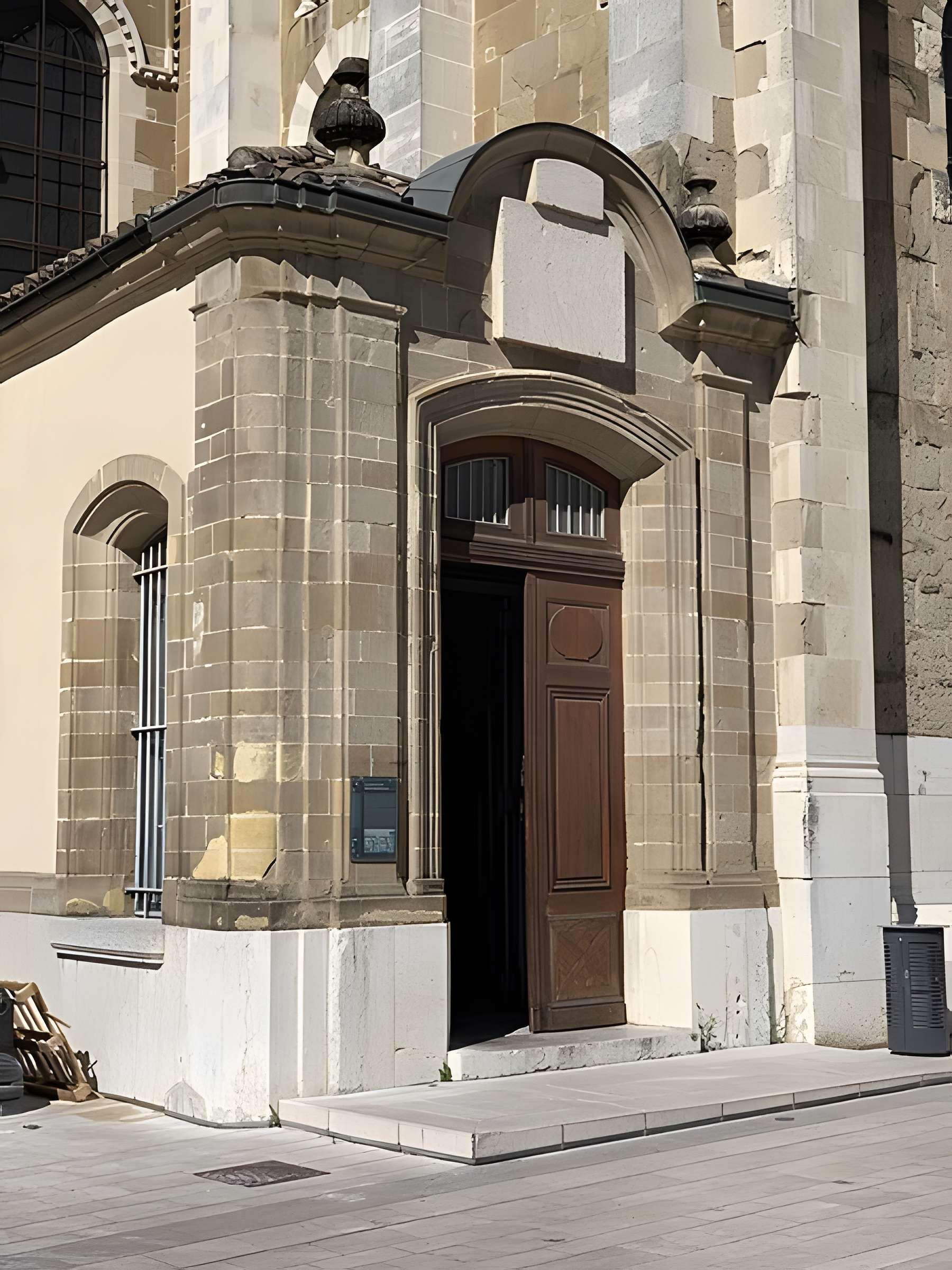 Cathédrale Saint-Apollinaire de Valence