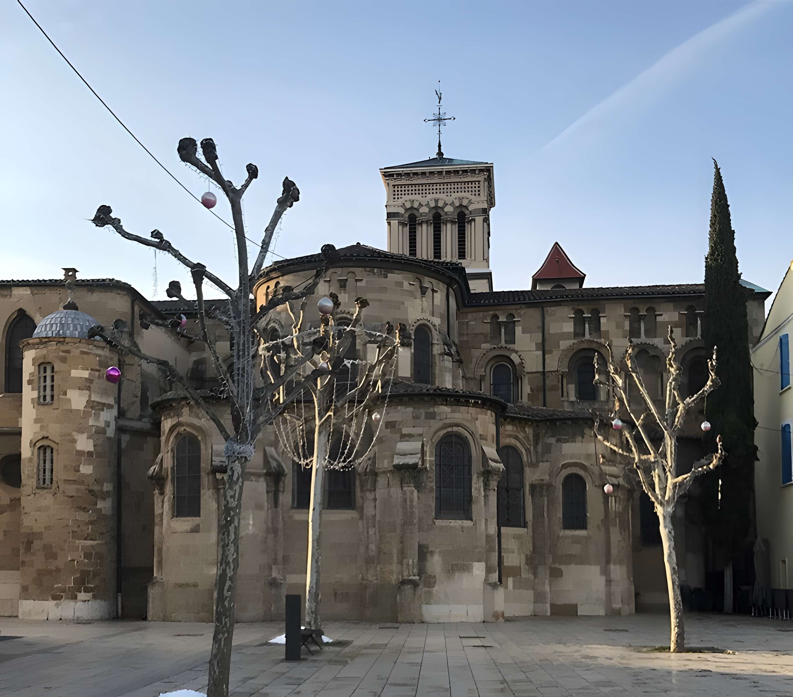 Cathédrale Saint-Apollinaire de Valence