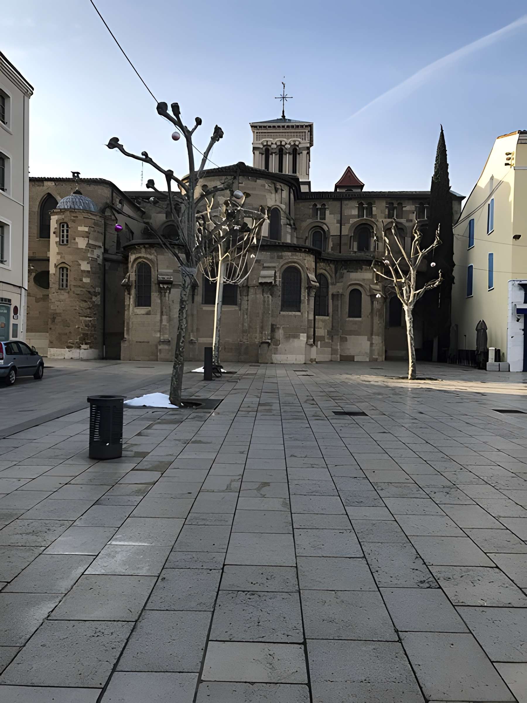 Cathédrale Saint-Apollinaire de Valence