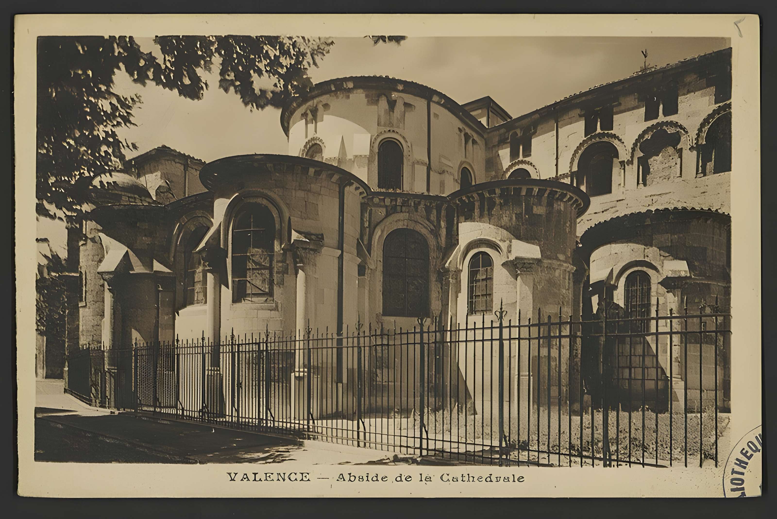 Cathédrale Saint-Apollinaire de Valence