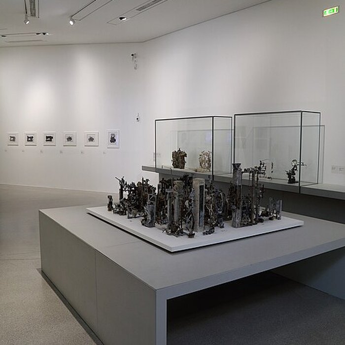 Photo de Musée dart moderne, dart contemporain et dart brut à Villeneuve-dAscq