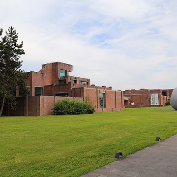 Musée dart moderne, dart contemporain et dart brut à Villeneuve-dAscq