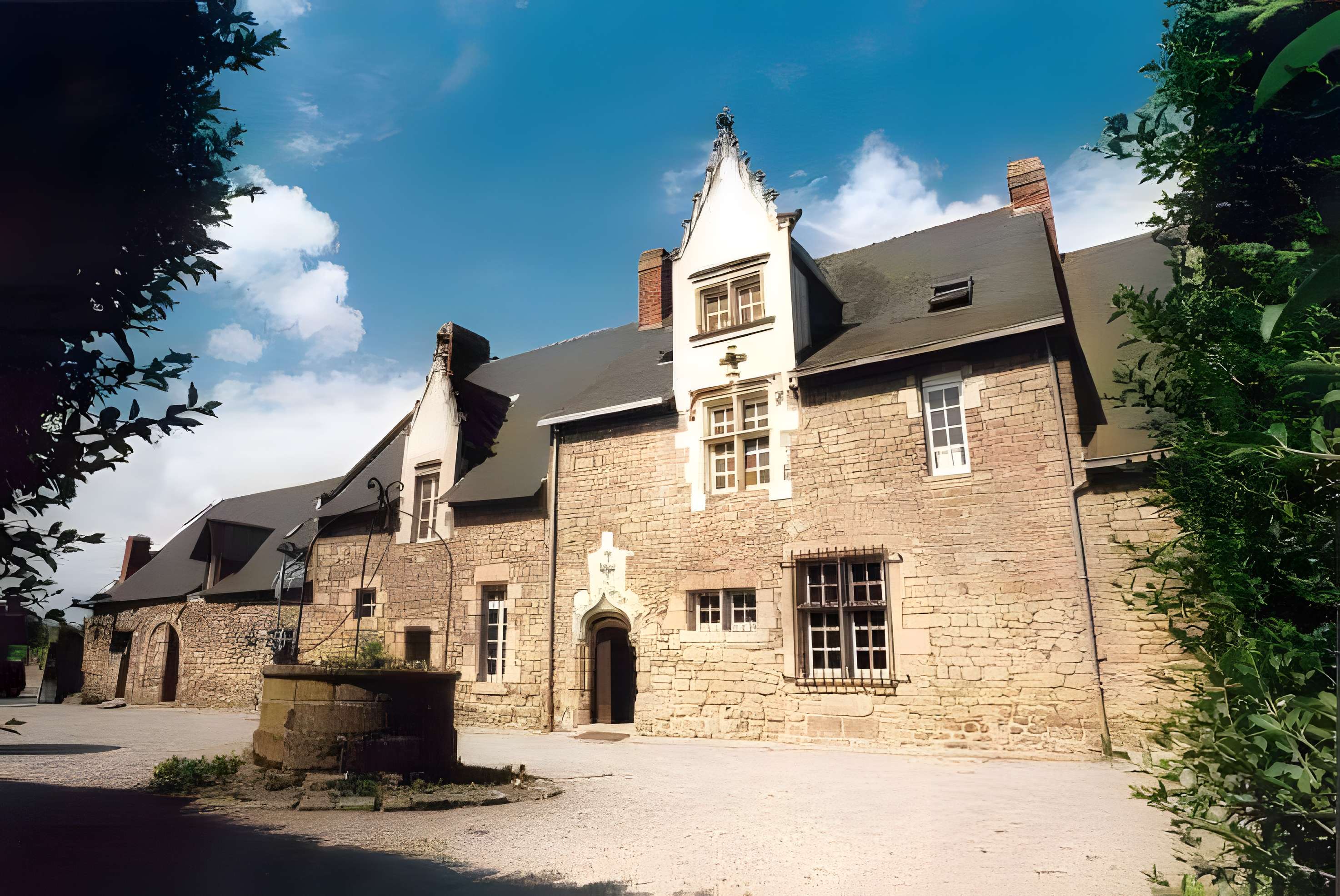 Manoir de la Hautière Musée des Compagnons du devoir 