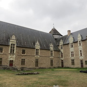 Musée du Vieux-Château de Laval