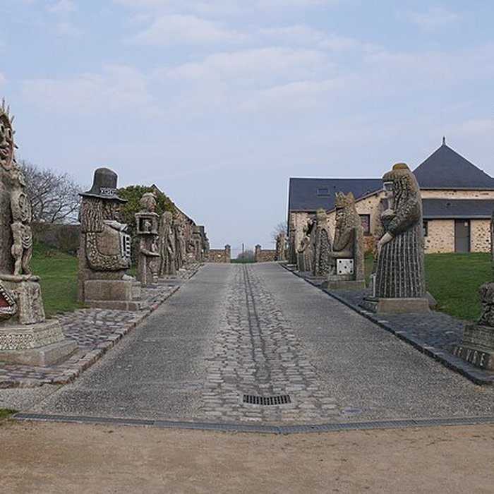 Photo de Musée Robert-Tatin à Cossé-le-Vivien