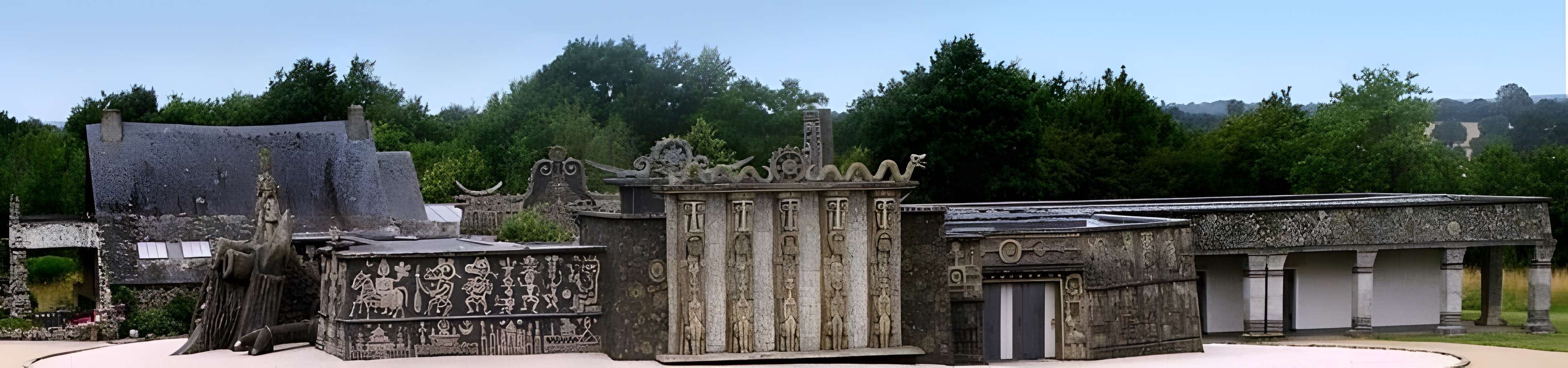 Musée Robert-Tatin à Cossé-le-Vivien 