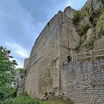 Château de Scey également sur commune de Chassagne-Saint-Denis