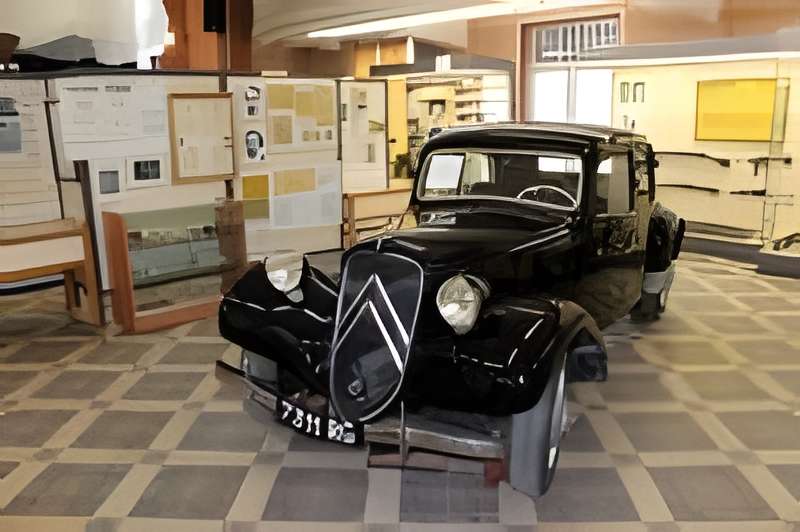 Musée de la Résistance et de la Déportation de Picardie à Tergnier intérieur du musée