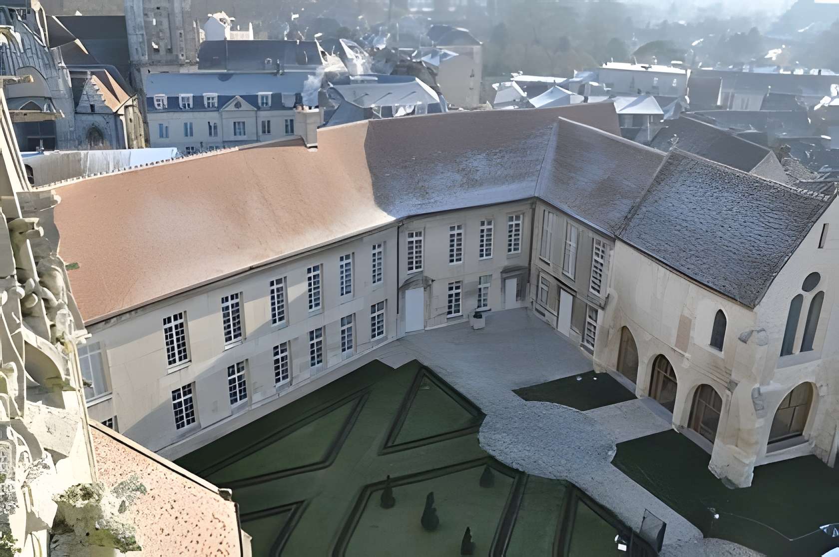 Musée d'art et d'archéologie de Senlis Vue haute