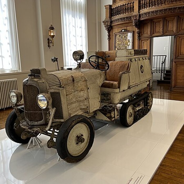 Photo de Musée national de la Voiture et du Tourisme à Compiègne