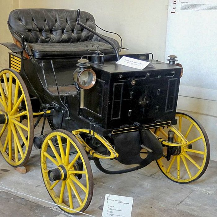 Photo de Musée national de la Voiture et du Tourisme à Compiègne