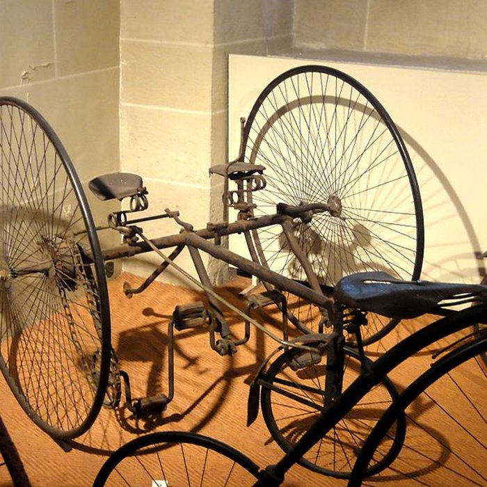 Photo de Musée national de la Voiture et du Tourisme à Compiègne