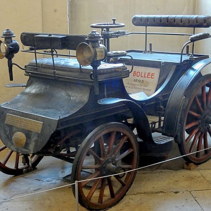 Photo de Musée national de la Voiture et du Tourisme à Compiègne