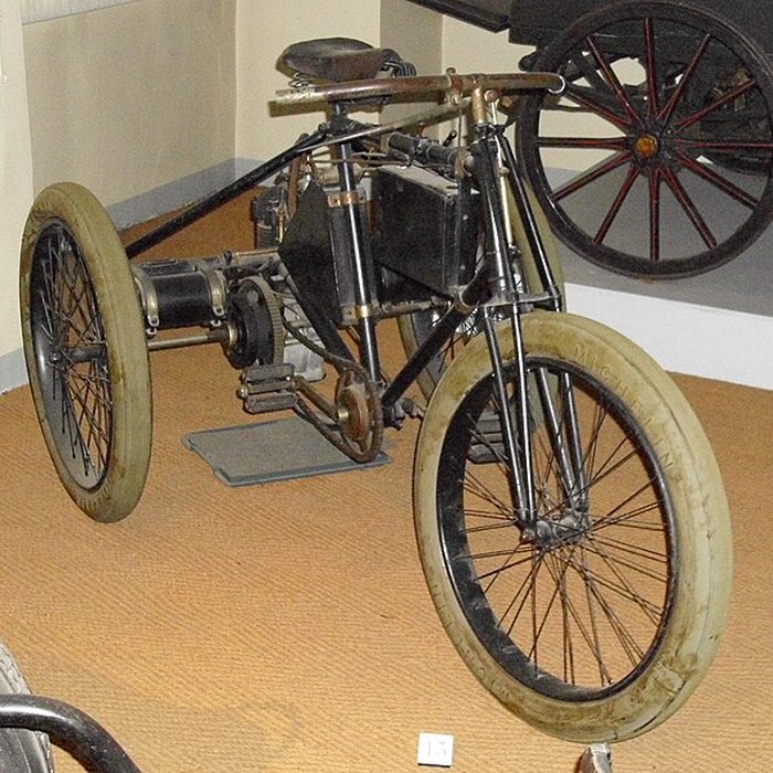 Photo de Musée national de la Voiture et du Tourisme à Compiègne