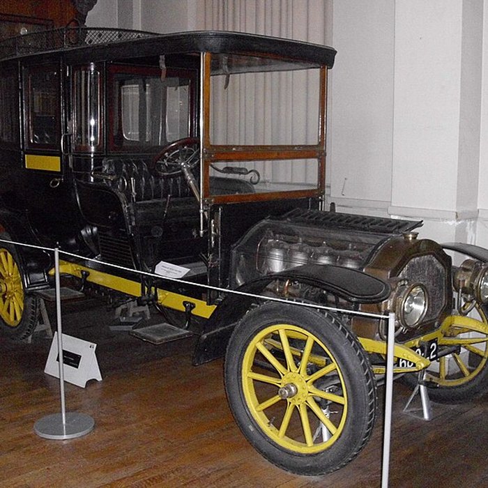 Photo de Musée national de la Voiture et du Tourisme à Compiègne