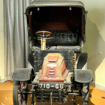 Musée national de la Voiture et du Tourisme à Compiègne