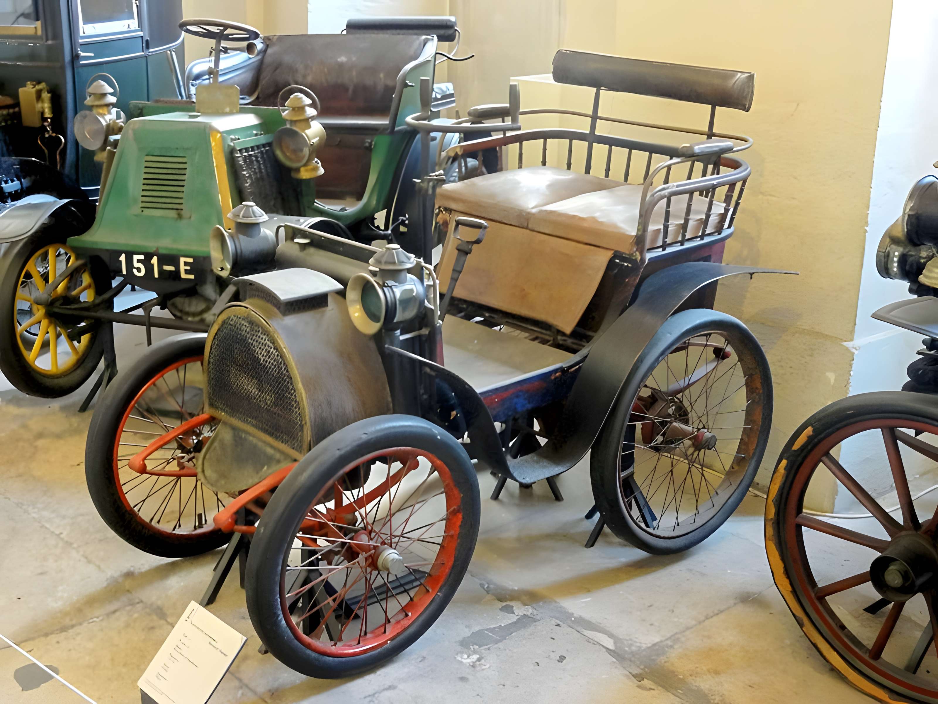 Musée national de la Voiture et du Tourisme à Compiègne