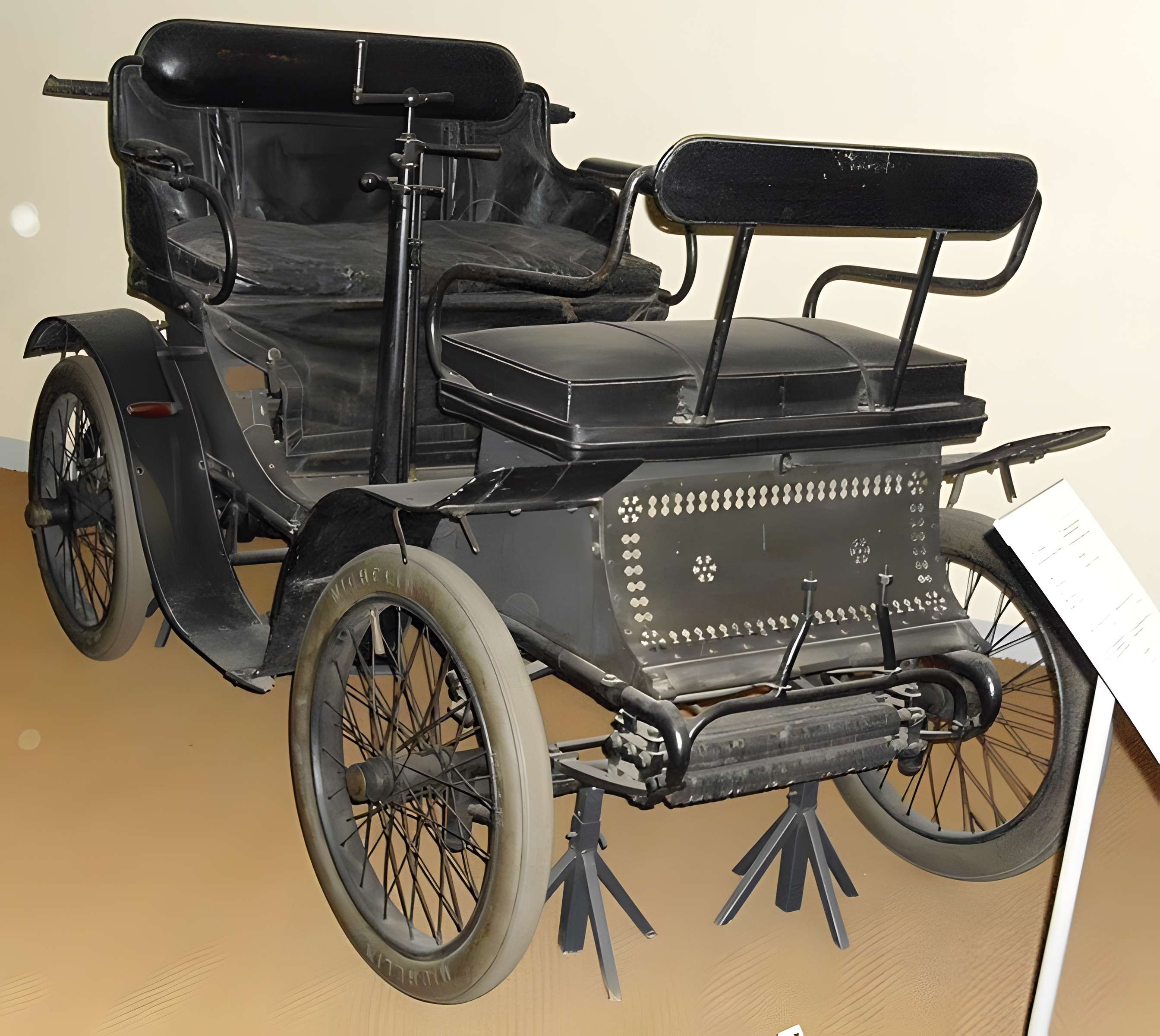 Musée national de la Voiture et du Tourisme à Compiègne