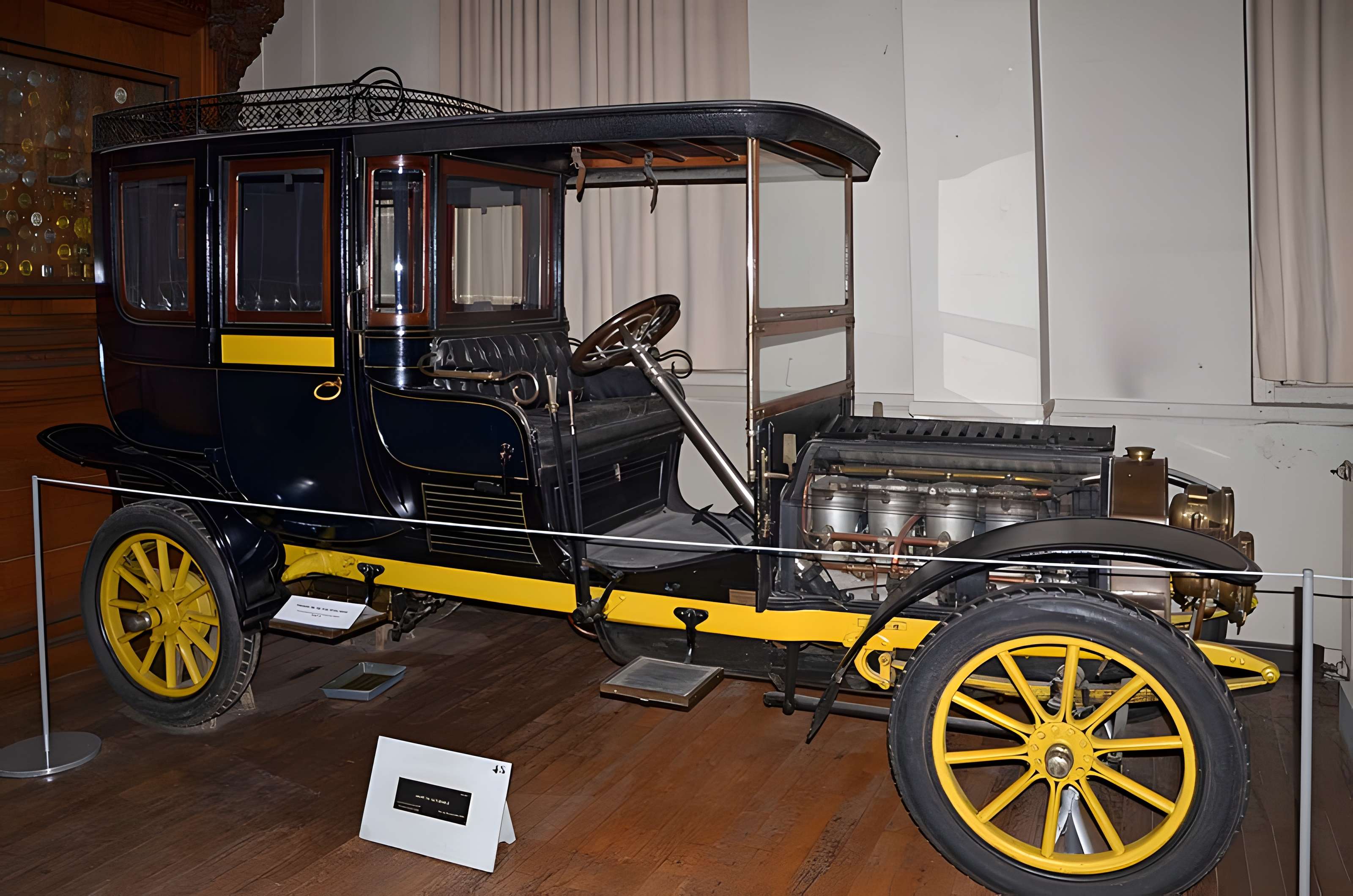 Musée national de la Voiture et du Tourisme à Compiègne