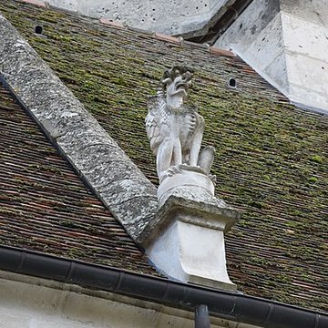Ancien palais épiscopal, ancien palais de justice, actuellement musée départemental de lOise