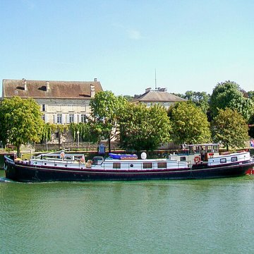 Musée Gallé-Juillet à Creil
