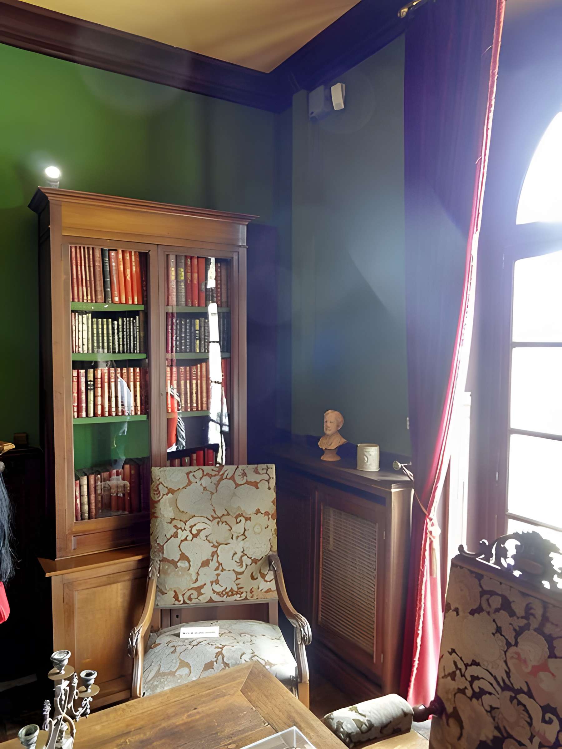 Musée Gallé-Juillet à Creil