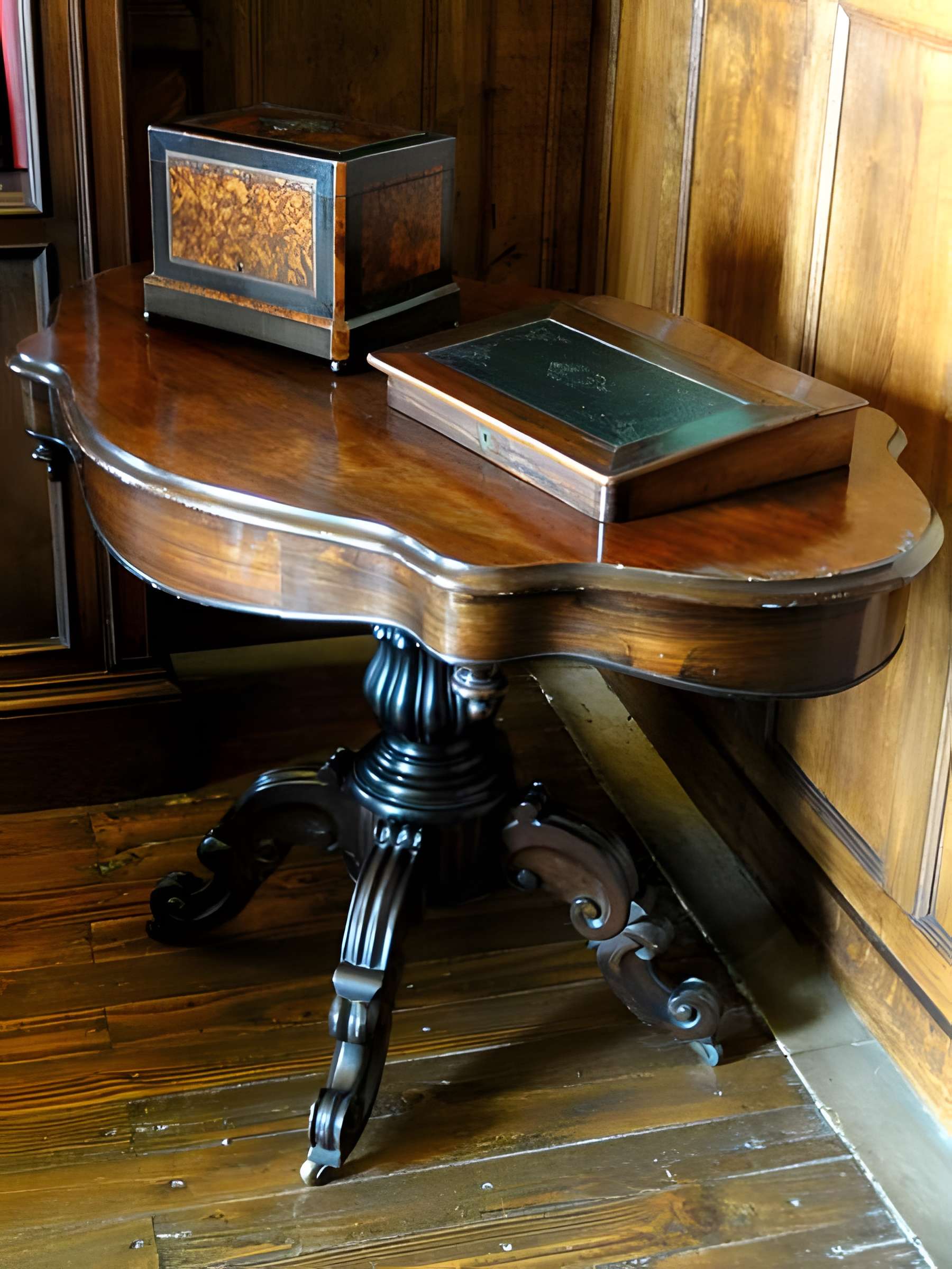 Musée Gallé-Juillet à Creil