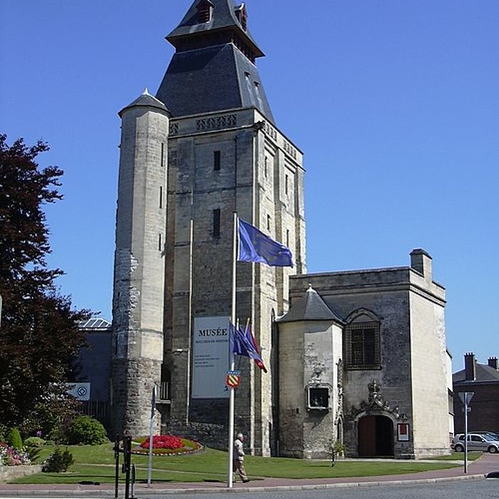 Photo de Le Beffroi - musée Boucher de Perthes - Manessier