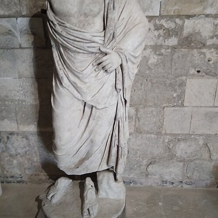 Photo de Le Beffroi - musée Boucher de Perthes - Manessier