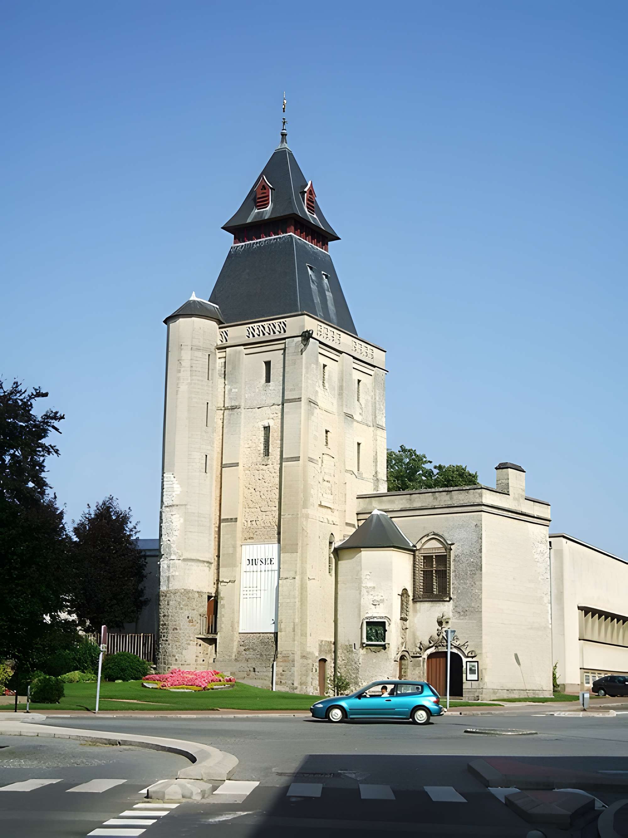 Le Beffroi - musée Boucher de Perthes - Manessier